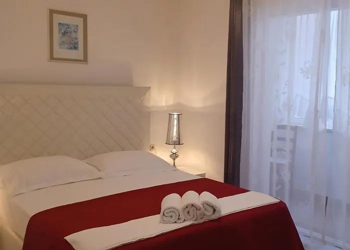 招待所 And With Parking Space - 6767 马卡尔斯卡