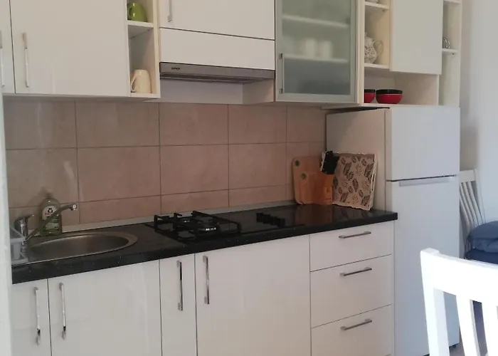 招待所 And With Parking Space - 6767 马卡尔斯卡