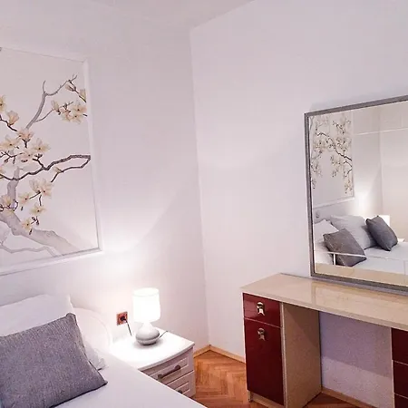 And With Parking Space - 6767